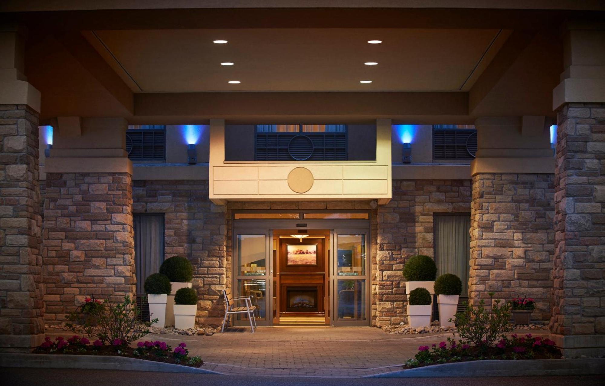 Holiday Inn Express & Suites Huntsville, An Ihg Hotel Екстер'єр фото